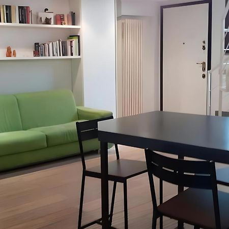 Ferienwohnung La Casa Nel Cortile-Free Parking Mailand Exterior foto
